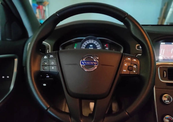 Volvo V60 cena 63900 przebieg: 149500, rok produkcji 2018 z Częstochowa małe 436